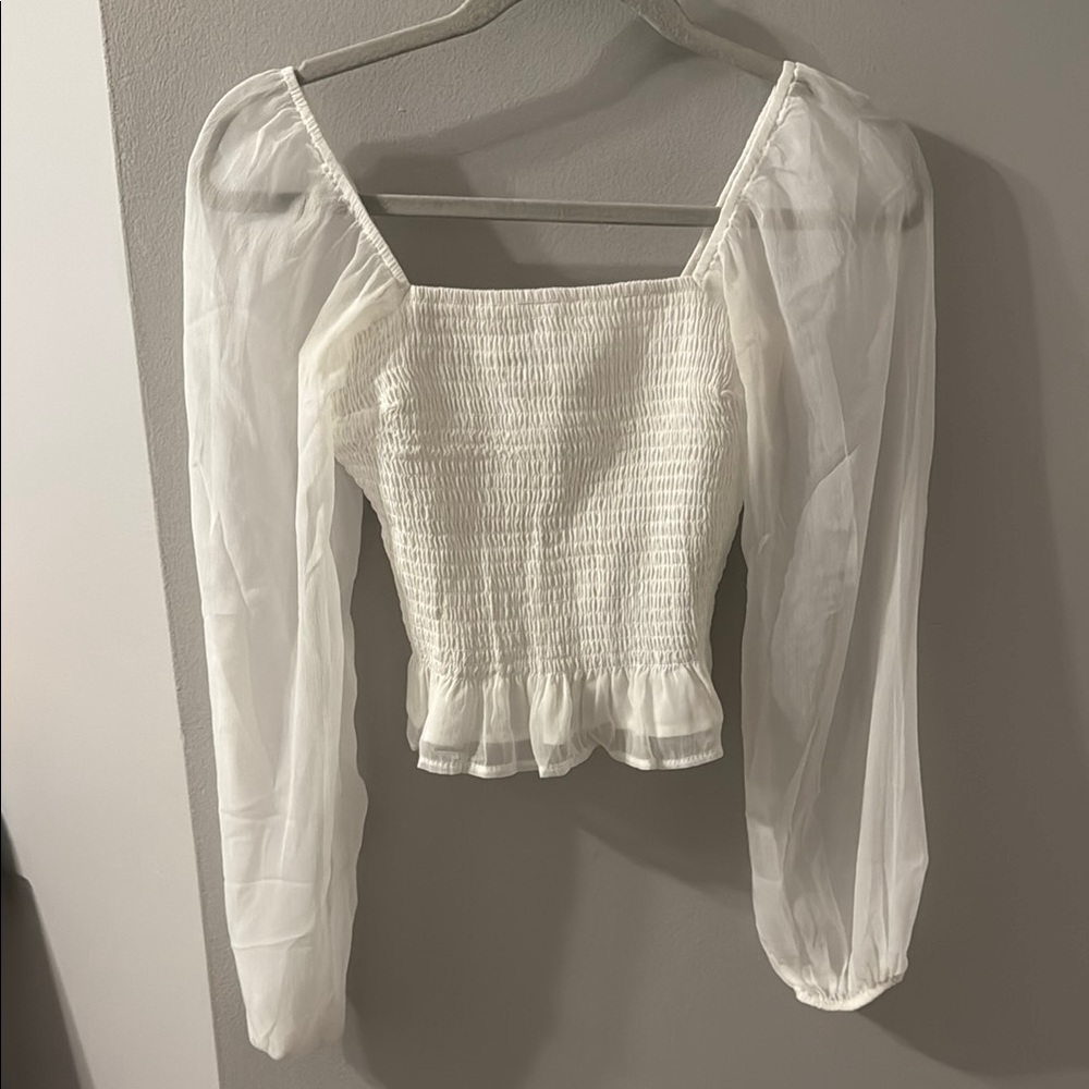 Elegant Hollister White Sheer Long Sleeve Top